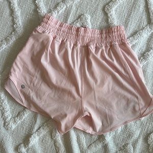 Lululemon Strawberry Milkshake Hotty Hot High-Rise Lined Short 4"